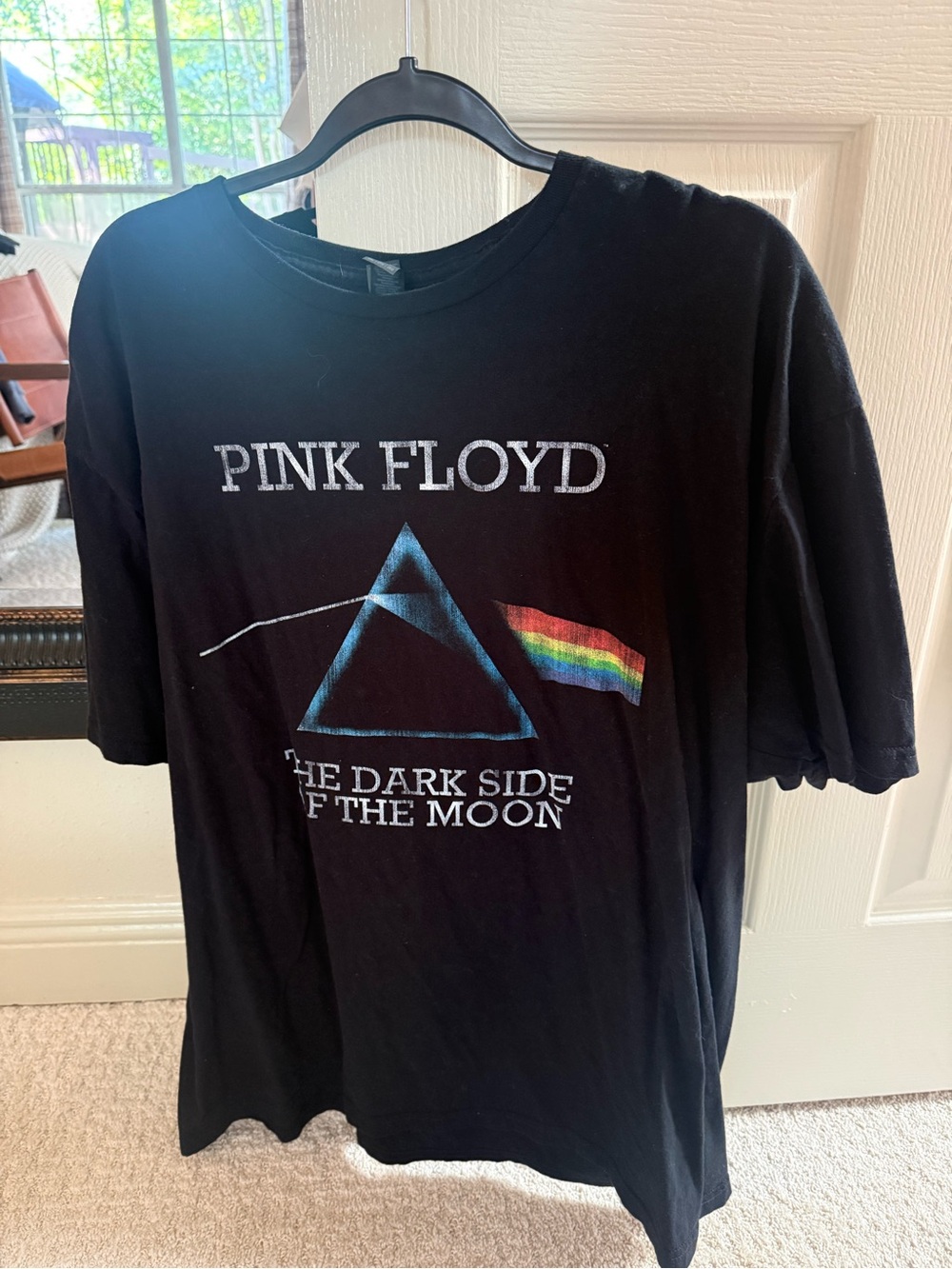 PINK FLOYD GRAPHIC TEE